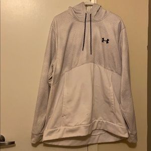 White Under Armour Men’s sweatshirt